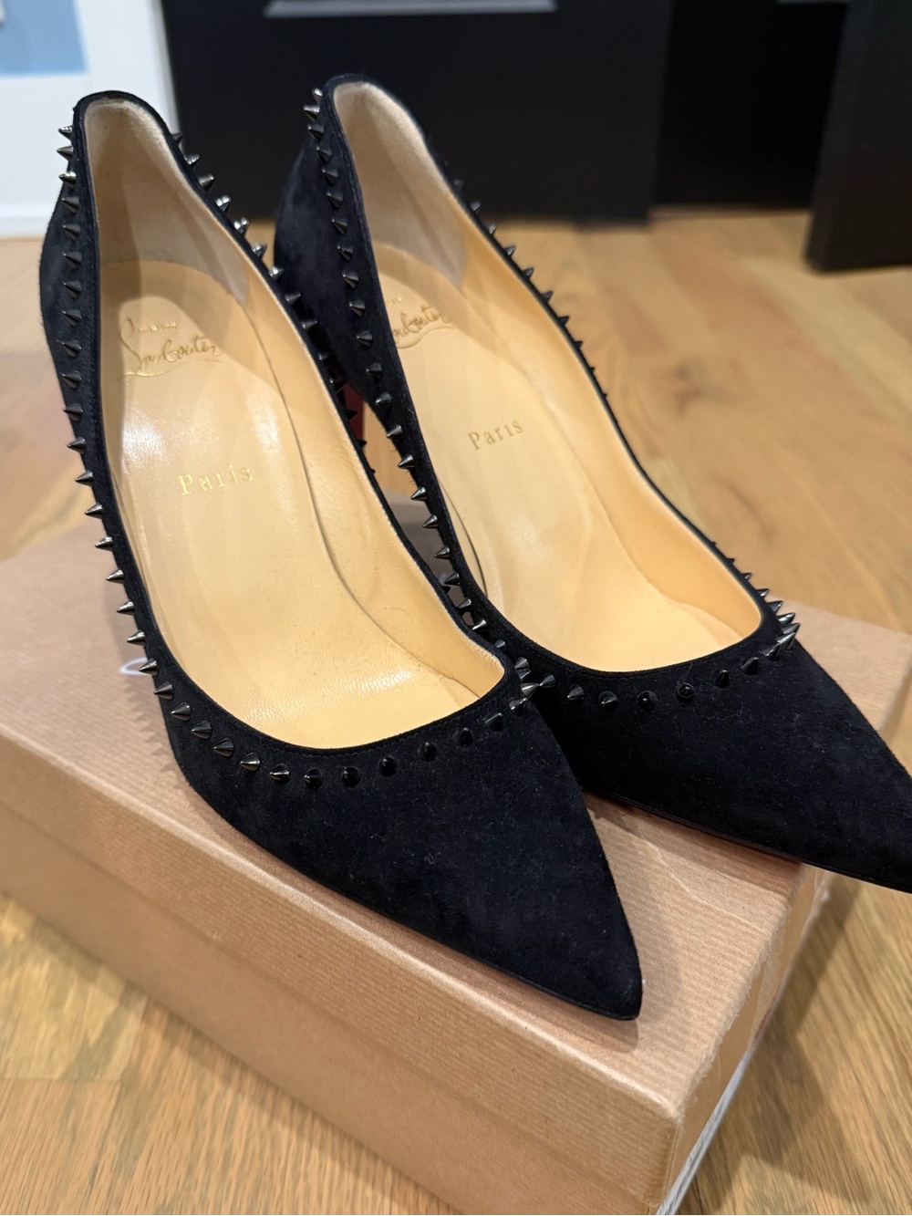 Authentic Christian Louboutin Anjalina Studded Pumps 39